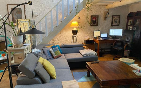 Maison à vendre    4 pièces • 231 m2 Vedène