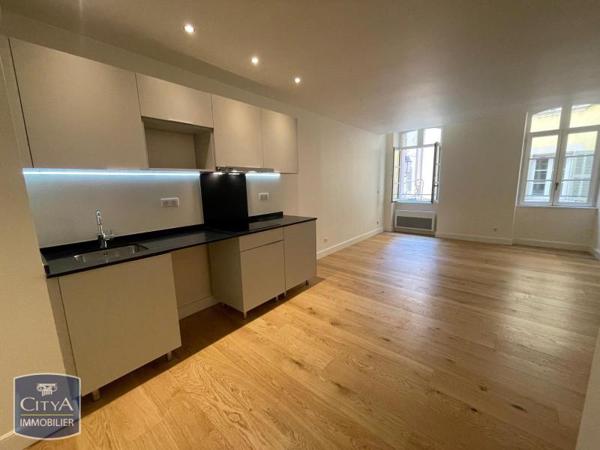 Appartement à louer 3 pièces 63.75m²