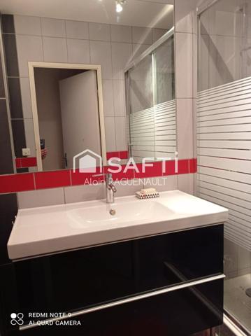 VENISSIEUX PARC de PARILLY - 10 MN à pied du METRO D -