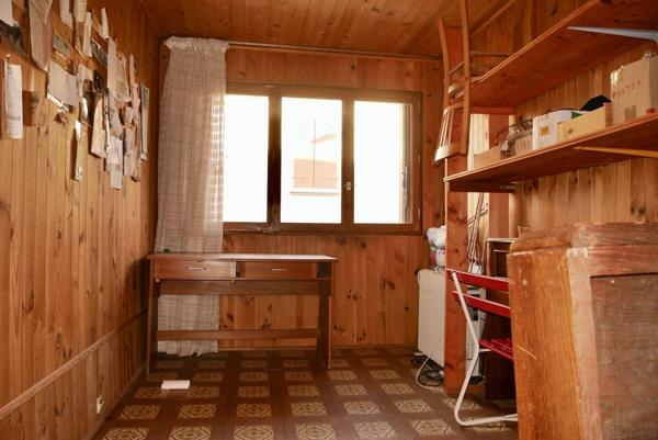 MAISON DE VILLAGE A RENOVER