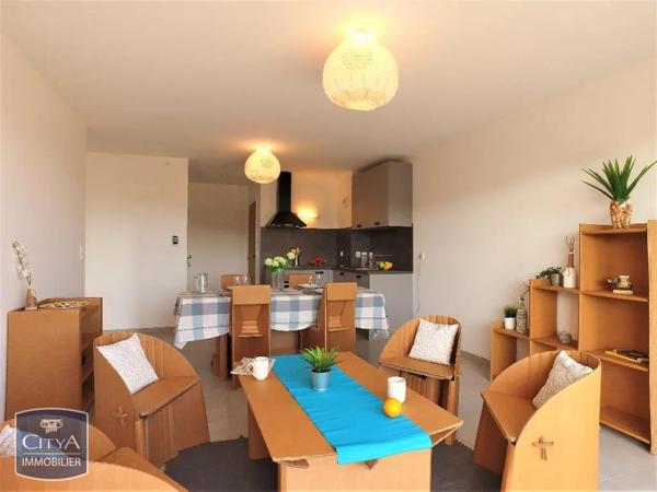 Appartement à louer 2 pièces 47.1m²