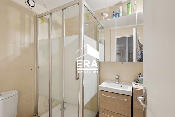 Appartement Courbevoie 5 pièce(s) 126.84 m2