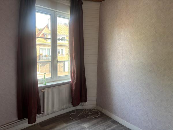 Saint-Omer (62500) Maison de ville 98 m2 A rénover