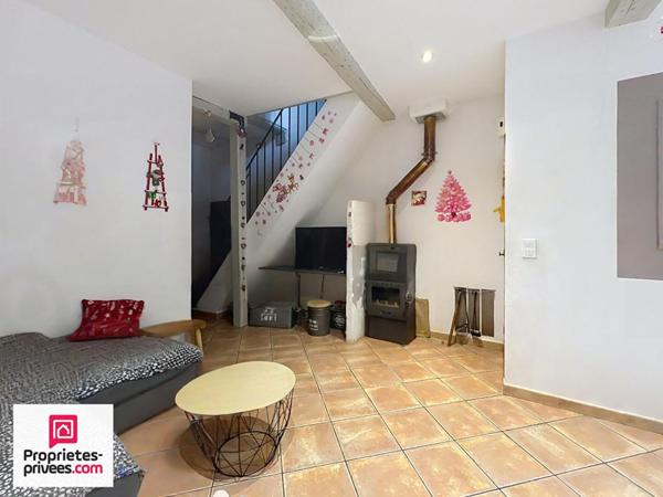 RIANS Maison de village avec terrasse et garage