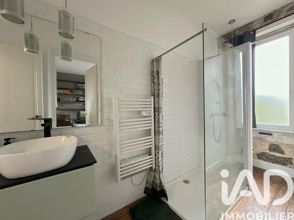 Maison à vendre 4 pièces 93 m² Castres-Gironde