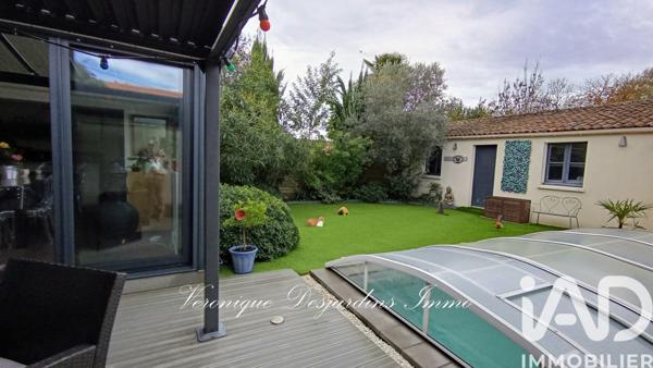 Maison à vendre 6 pièces 160 m² Saintes