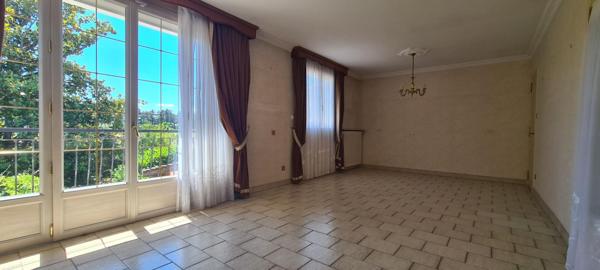 Maison Saint Martin Belle Roche 5 pièce(s) 132 m2