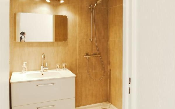 Appartement à vendre    3 pièces • 44 m2 Antibes