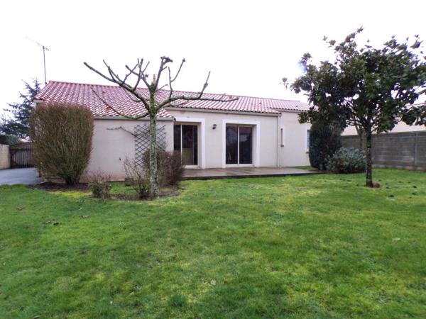 Les Herbiers Maison de plain pied 3 chambres 