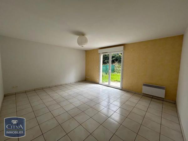 Maison à louer 3 pièces 73.1m² Pouzauges (85700)