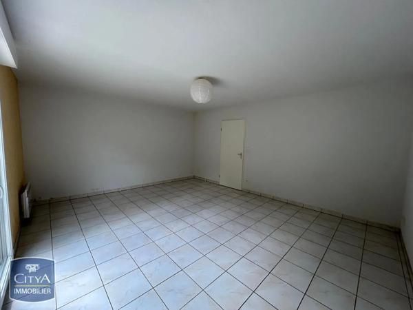 Maison à louer 3 pièces 73.1m² Pouzauges (85700)