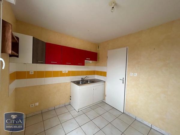 Maison à louer 3 pièces 73.1m² Pouzauges (85700)