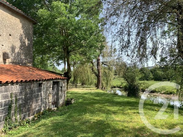 Maison à vendre  5 pièces - 101,53 m2 AZAY SUR THOUET - 79