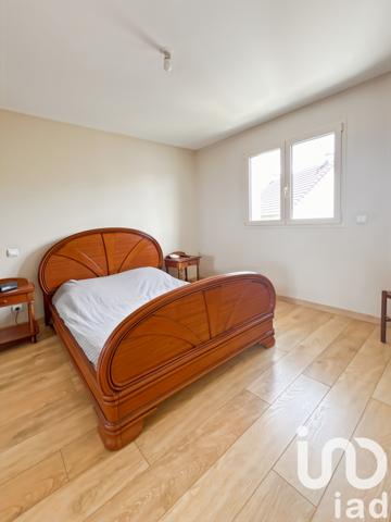 Maison à vendre 6 pièces 168 m² Brie-Comte-Robert