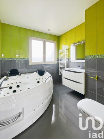 Maison à vendre 6 pièces 168 m² Brie-Comte-Robert