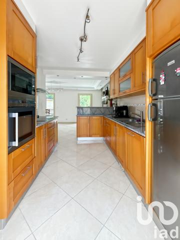 Maison à vendre 6 pièces 168 m² Brie-Comte-Robert