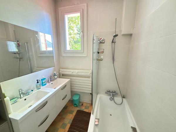 Immeuble à vendre LA FERTE SOUS JOUARRE (77)