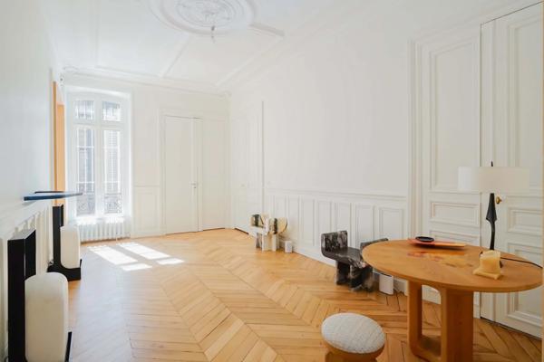 Appartement Paris 8e - MADELEINE / SAINT-AUGUSTIN