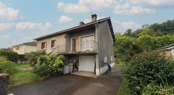 A VENDRE Maison à NARCASTET-  87 m² - 3 chambres-  garage  de 87 m²-1000 m² de terrain