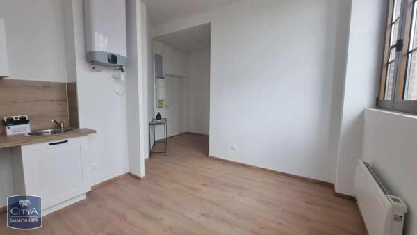 Appartement à louer 2 pièces 31.43m² Saint-Quentin (02100)