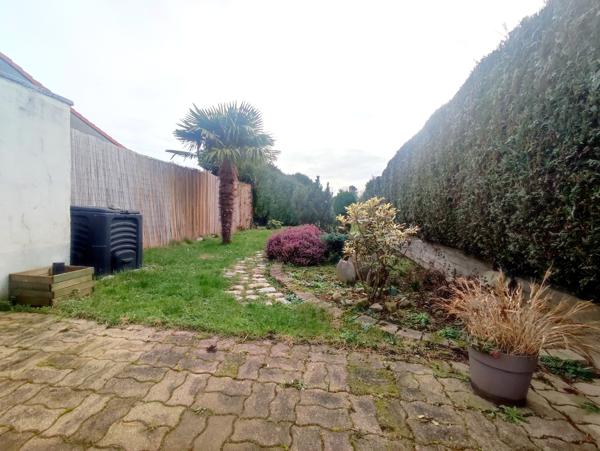 Camphin-en-Carembault (59133) MAISON 2 CHAMBRES 1 BUREAU JARDIN CAVE