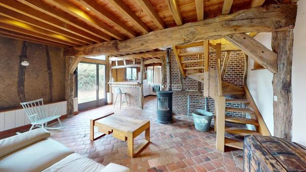 Vente                                                      Maison
                        
                     5 pièces                      140 m2                     à Lyons-la-Forêt