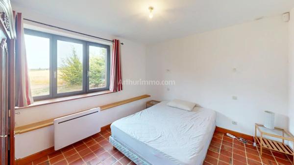 Vente                                                      Maison
                        
                     5 pièces                      140 m2                     à Lyons-la-Forêt