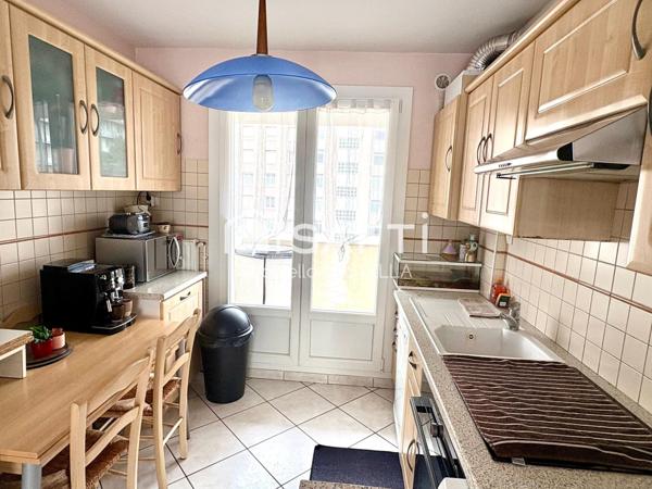 Saint-Martin-d’Hères – Appartement T3 lumineux avec balcon