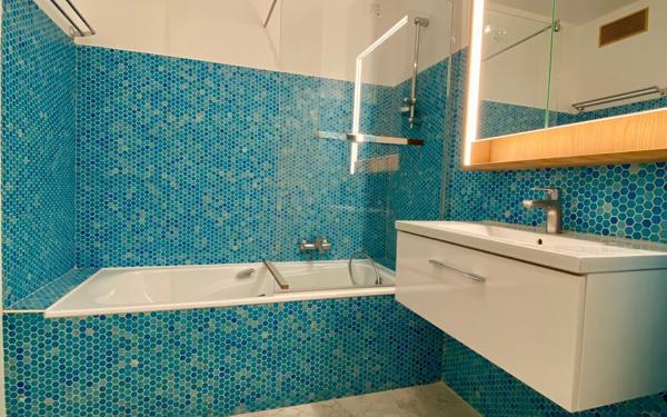 Appartement à louer    4 pièces •  Mandelieu-la-Napoule