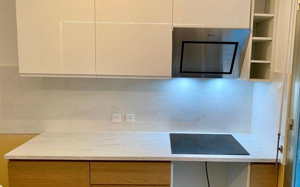 Appartement à louer    4 pièces •  Mandelieu-la-Napoule