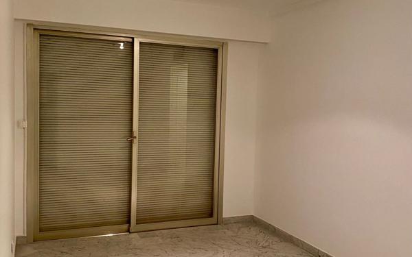 Appartement à louer    4 pièces •  Mandelieu-la-Napoule