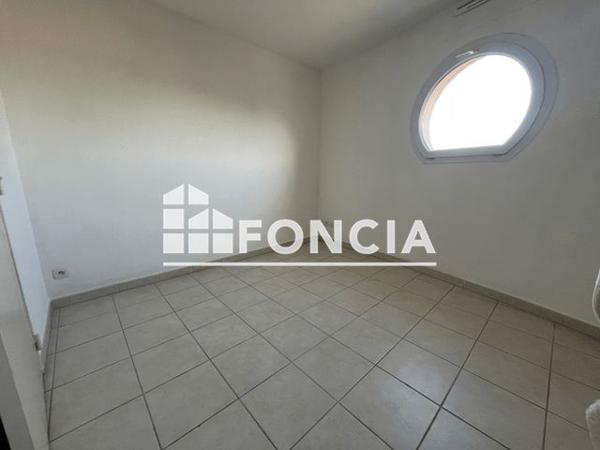 Location Appartement 2 pièces 34.47 m² - LE CLOS DES AMANDIERS 485 AVENUE LEON BLUM Morieres Les Avignon 84310