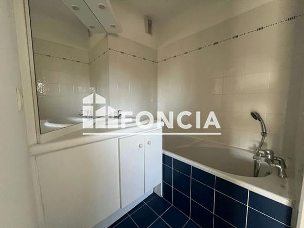 Location Appartement 2 pièces 34.47 m² - LE CLOS DES AMANDIERS 485 AVENUE LEON BLUM Morieres Les Avignon 84310