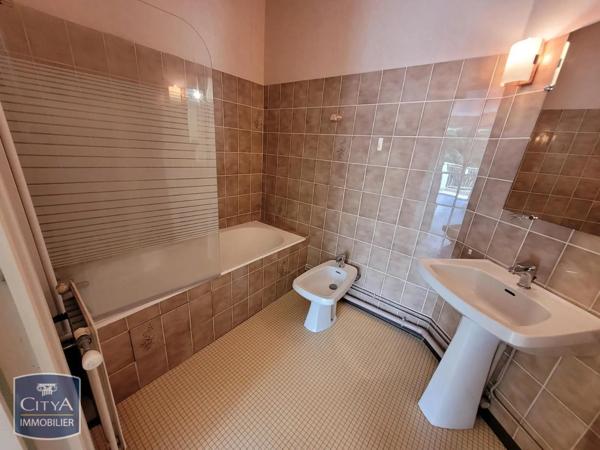 Appartement à louer 1 pièce 32.66m² Blois (41000)