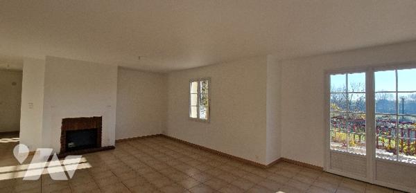 Pavillon de plain-pied, construction 2010 avec vue valorisante, habitable de suite  sans travaux.