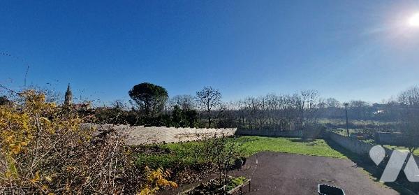 Pavillon de plain-pied, construction 2010 avec vue valorisante, habitable de suite  sans travaux.