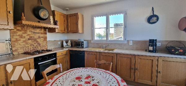 Pavillon de plain-pied, construction 2010 avec vue valorisante, habitable de suite  sans travaux.