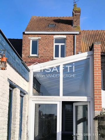 Maison de ville 156m² | 364m² terrain | 3 Niveaux + Grenier