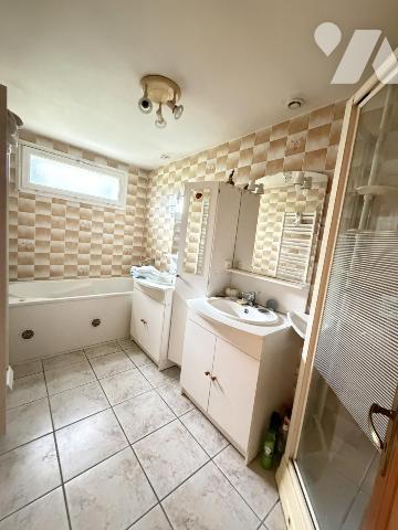 AMIENS - LONGPRE LES AMIENS - EXCLUSIVITE - PAVILLON 140 m² - 3 CHAMBRES - BUREAU - JARDIN