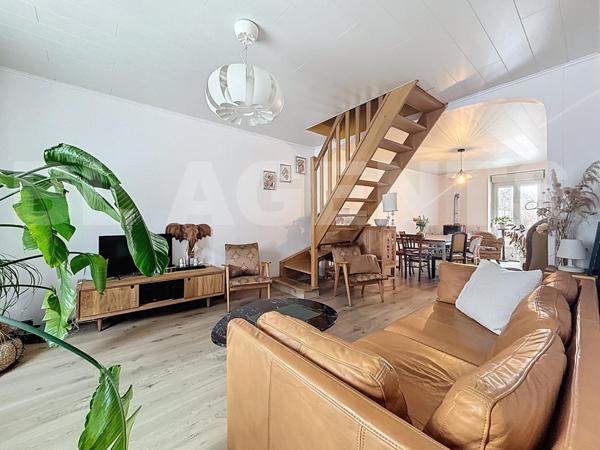 À vendre – Duplex 98 m² – 2 chambres – Terrasse & jardin – 239 000 € – Libre immédiatement