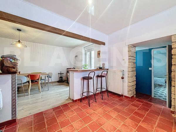 À vendre – Duplex 98 m² – 2 chambres – Terrasse & jardin – 239 000 € – Libre immédiatement