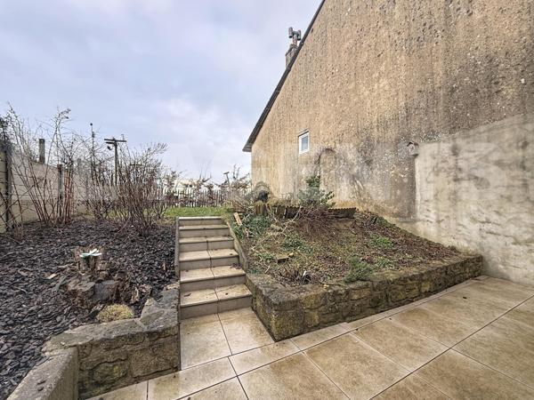 À vendre – Duplex 98 m² – 2 chambres – Terrasse & jardin – 239 000 € – Libre immédiatement