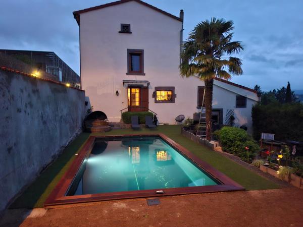 Maison de charme avec piscine en cœur de ville