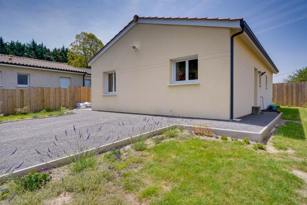 Montlieu-la-Garde (17210) Maison 4 pièces d'environ 82m2 habitables sur parcelle de 400m2