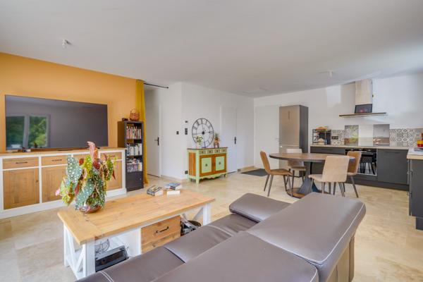 Montlieu-la-Garde (17210) Maison 4 pièces d'environ 82m2 habitables sur parcelle de 400m2