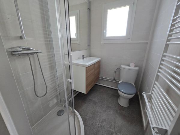 A louer - Maison de ville Chambry 114 m2 avec jardin