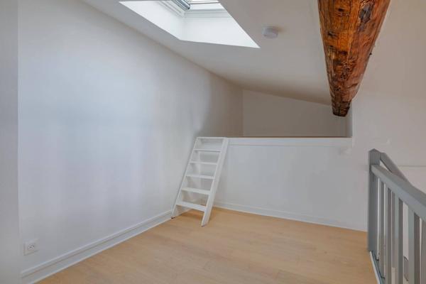 APPARTEMENT T1 BIS - HYPER CENTRE - RUE DES MARRONNIERS