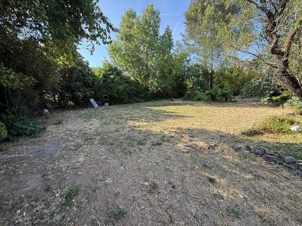 Maison Bouc Bel Air 5pièce(s) d'environ 104 m², sous sol, terrain de 839m², piscine