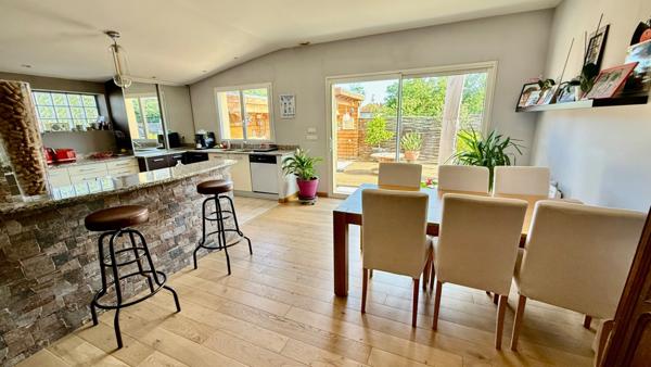 A 5 minutes de Tarbes, Borderes sur Echez jolie maison avec 5 chambres .