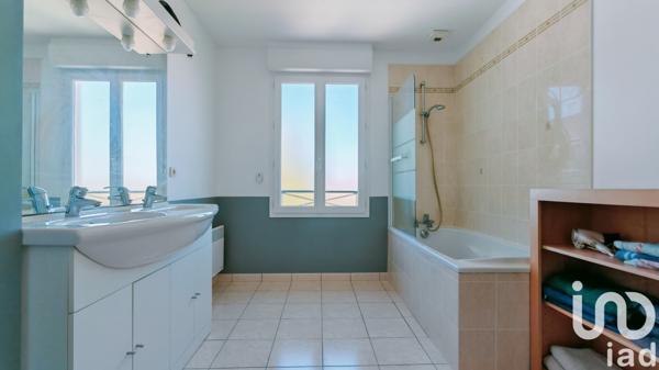 Maison à vendre 6 pièces 140 m² Bourges